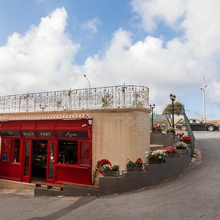 Designer Home With Comfy Sofa In Central Valletta By 360 Estates Eksteriør billede