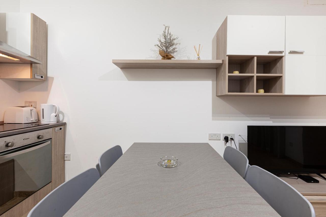 Designer Home With Comfy Sofa In Central Valletta By 360 Estates Eksteriør billede