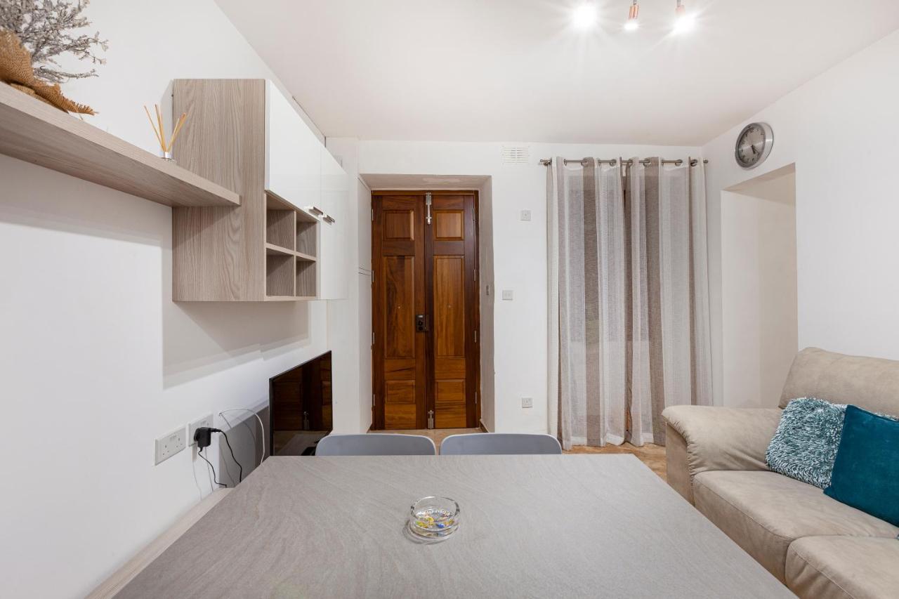 Designer Home With Comfy Sofa In Central Valletta By 360 Estates Eksteriør billede