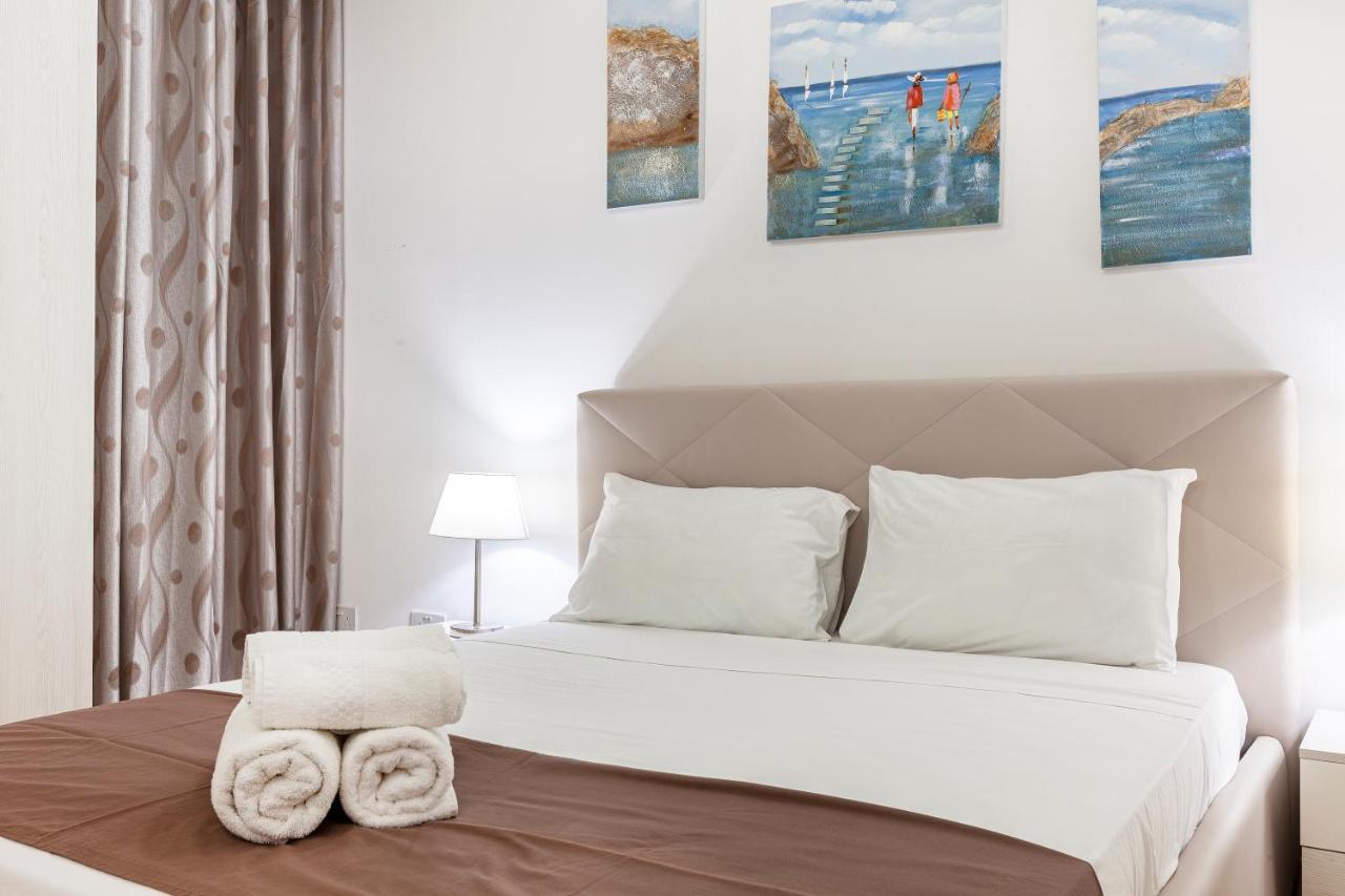 Designer Home With Comfy Sofa In Central Valletta By 360 Estates Eksteriør billede