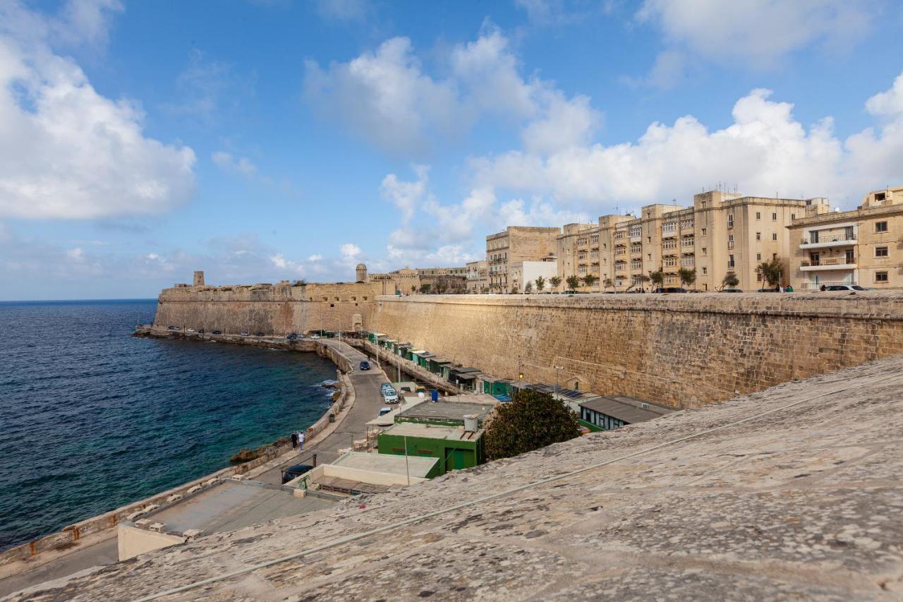 Designer Home With Comfy Sofa In Central Valletta By 360 Estates Eksteriør billede