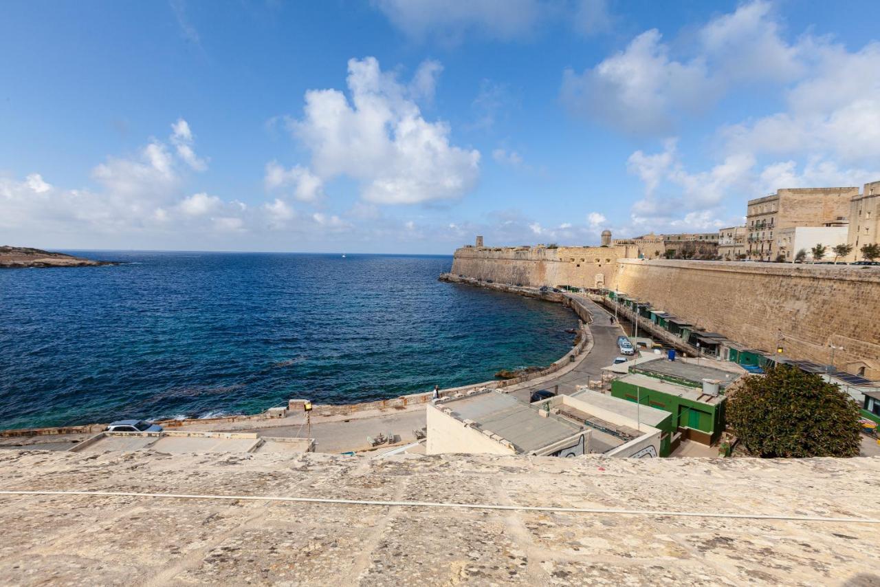 Designer Home With Comfy Sofa In Central Valletta By 360 Estates Eksteriør billede